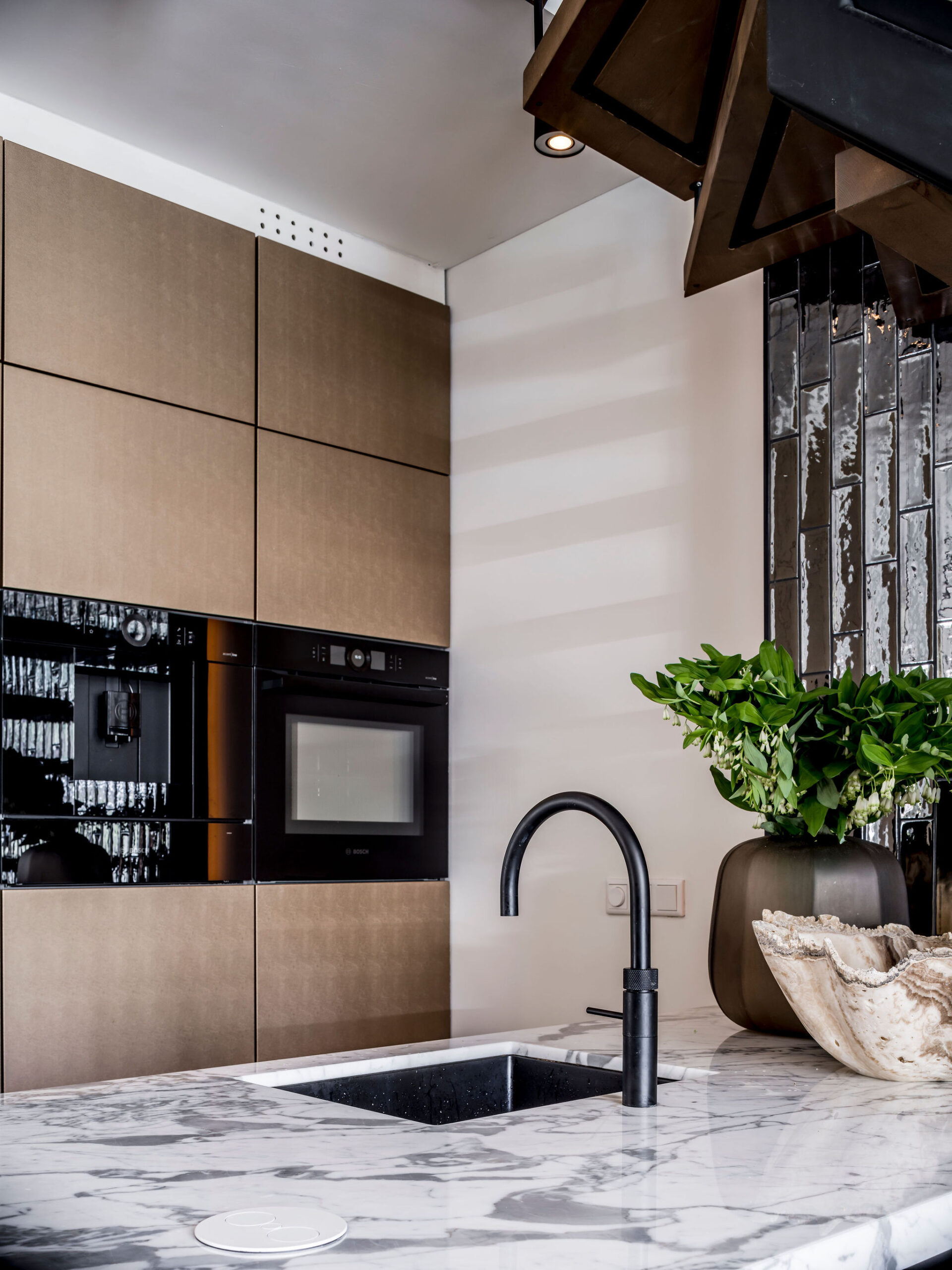 interieurarchitect Stan Wildenberg interieurontwerp interieur interiordesign luxurylifestyle luxuryinteriors luxuryhomes keukeninspiratie kitcheninspiration Peter Baas Paul Jongerius