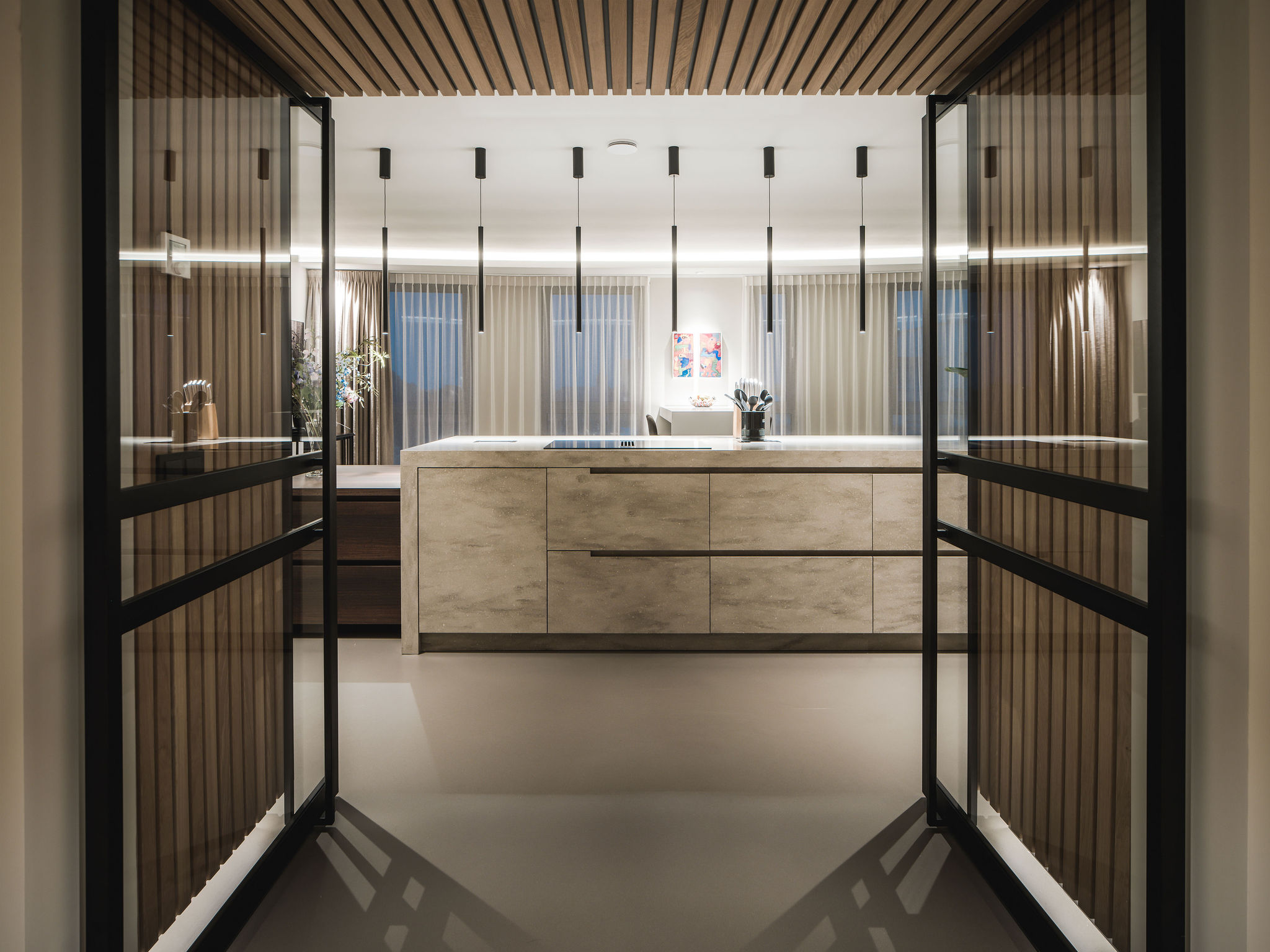 interieurarchitect interiorarchitect Wildenberg ontwerp exclusief interieur binnenhuisarchitect interiordesign exclusive interior luxuryinteriors luxuryhomes hanglampen keukenblok