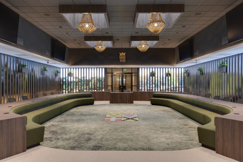interieurarchitect Wildenberg interieur ontwerp raadzaal gemeente Leusden interiordesign Hardeman