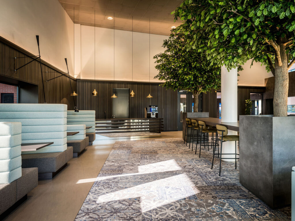 interieurarchitect Wildenberg RGF Meet Greet interiorarchitect officedesign hospitalityinteriors officeinspiration kantoorontwerp officeinterior 39