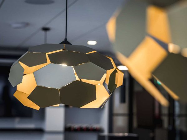 binnenhuisarchitect ontwerp kantoor hanglamp Gispen interieurdesign Wildenberg