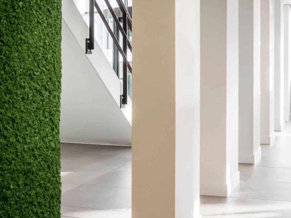binnenhuisarchitect ontwerp kantoor hanglamp Maretti gietvloer Sika interieurdesign van Wildenberg