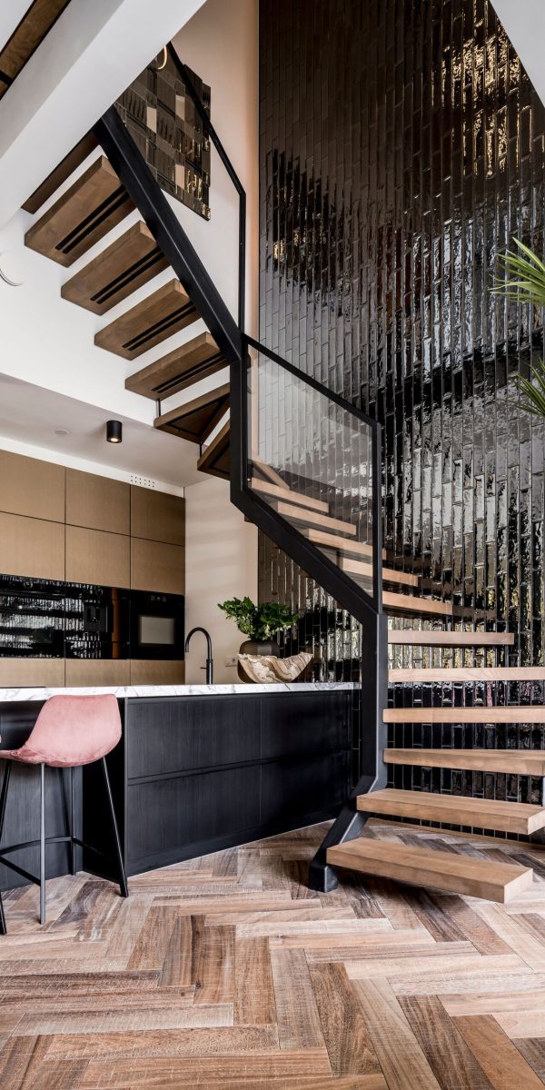 interieurarchitect Stan Wildenberg interieurontwerp interieur interiordesign luxurylifestyle luxuryinteriors luxuryhomes visgraat smoked eycalyptus Peter Baas Paul Jongerius